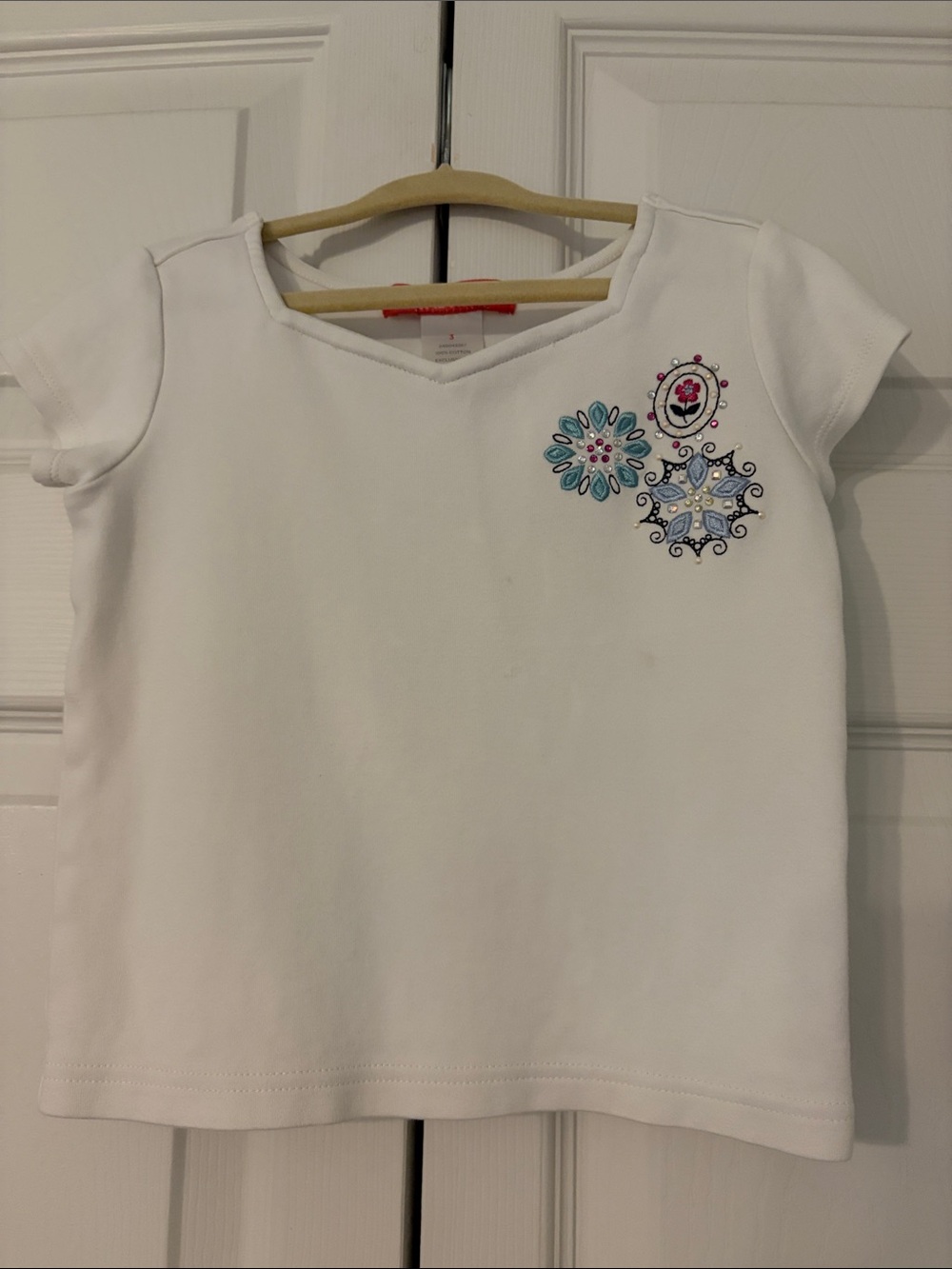 Gymboree Vintage Chelsea Girl  Short Sleeve Tee with Floral Embroidery Size 3